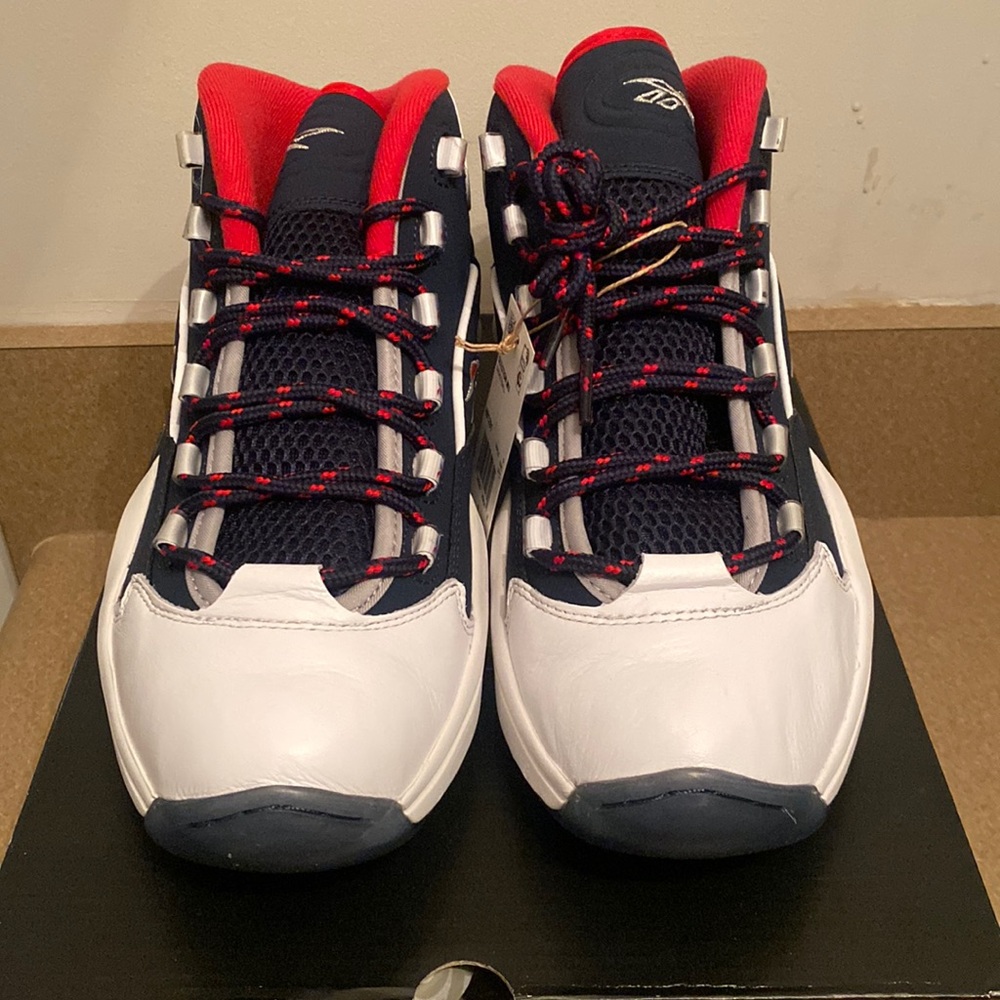 Reebok Question Mid
Men's Size 10